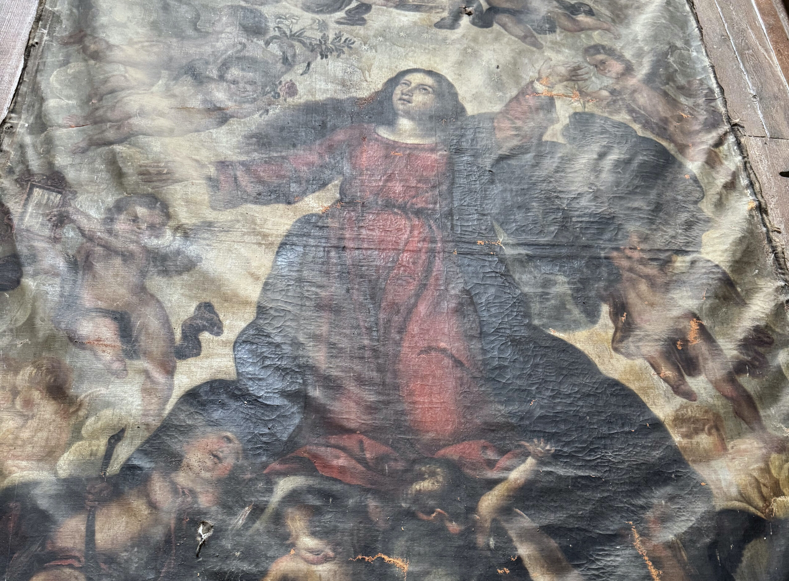 Limpieza cuadro de la Virgen de la Asunción