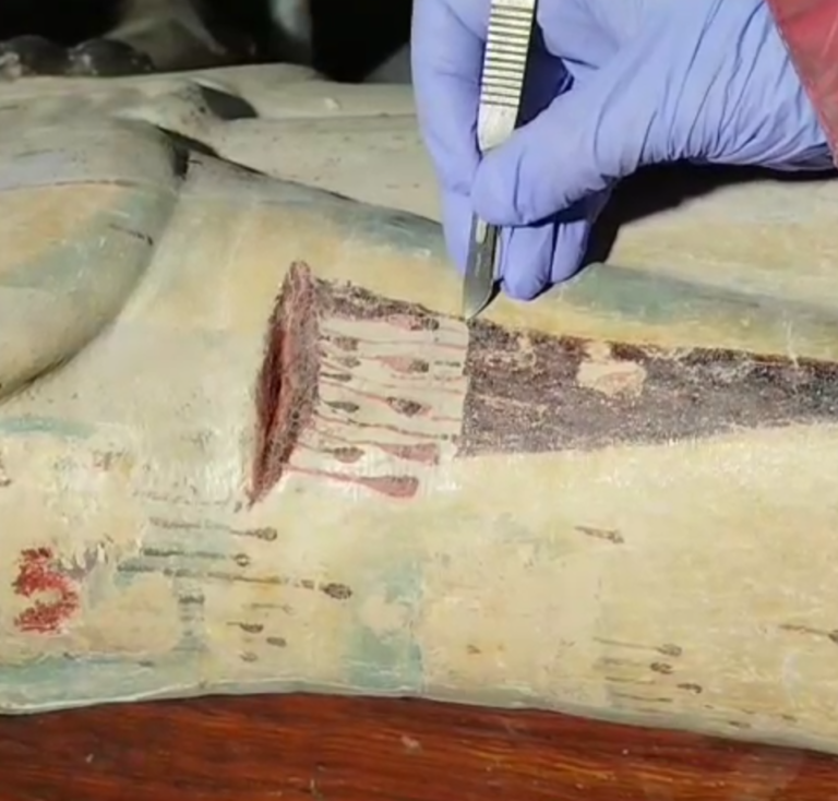 Restauración y limpieza Cristo Románico
