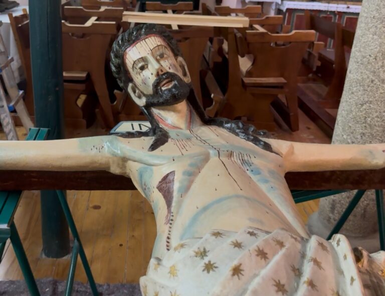 Concluye la restauración del Cristo Románico – Gótico